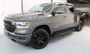 1500 SPORT Longhorn 5.7 V8 HEMI Crew Cab 4x4 Attelage