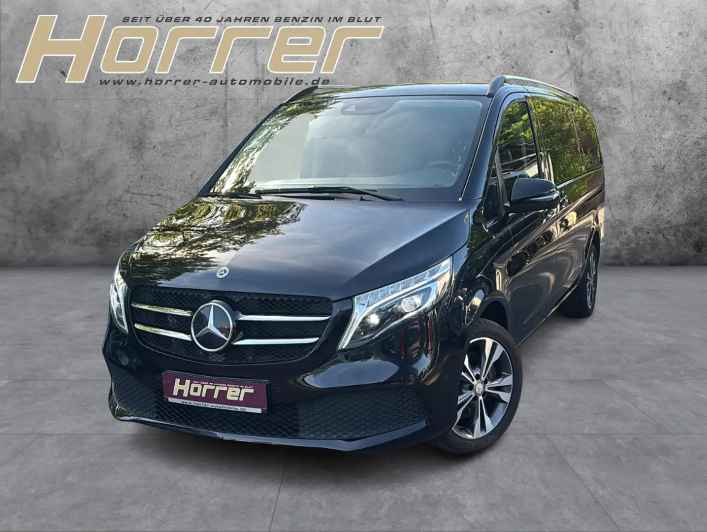 Mercedes-Benz V 300 Lang EDITION 4Matic Distronic LED PANO Schwarz - 1