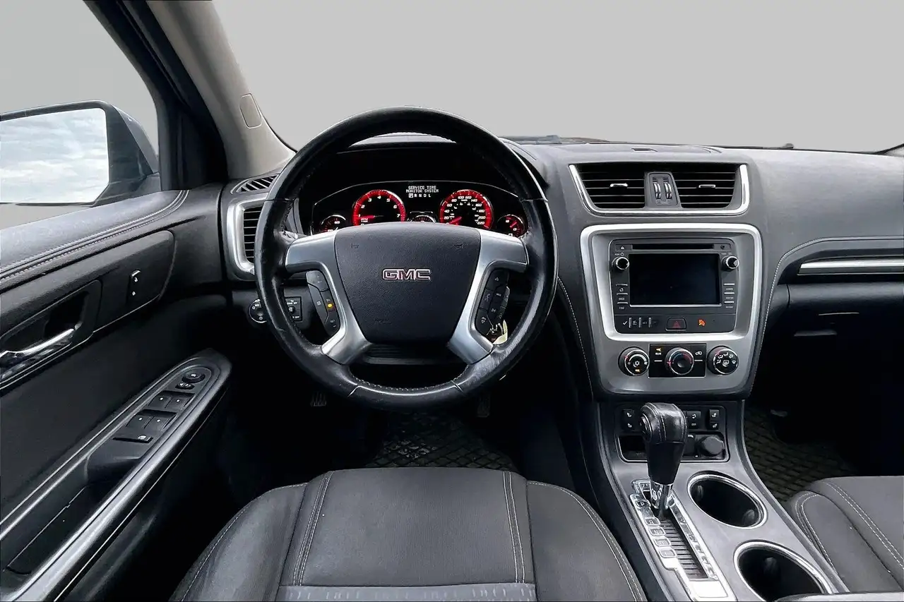 GMC Acadia снимка GMC Acadia