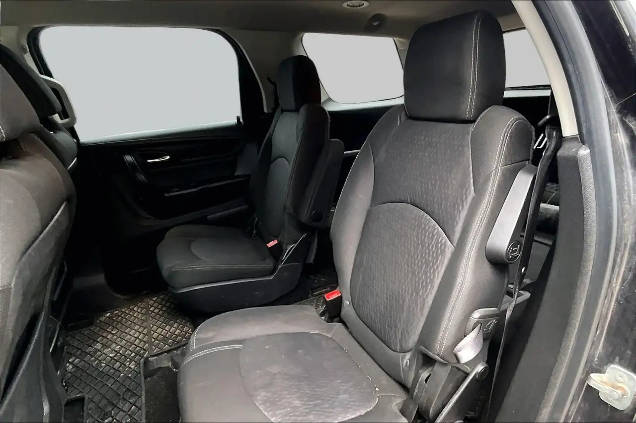 GMC Acadia снимка GMC Acadia