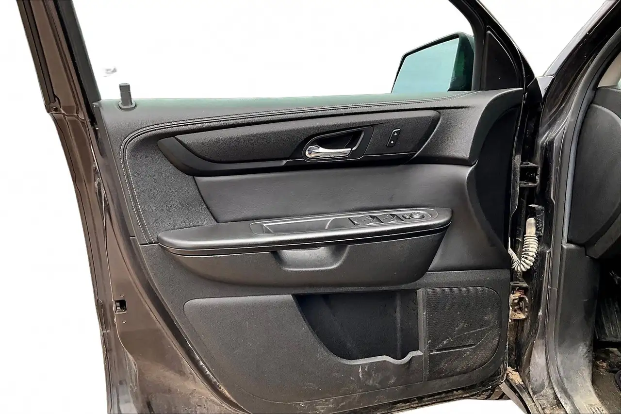 GMC Acadia снимка GMC Acadia