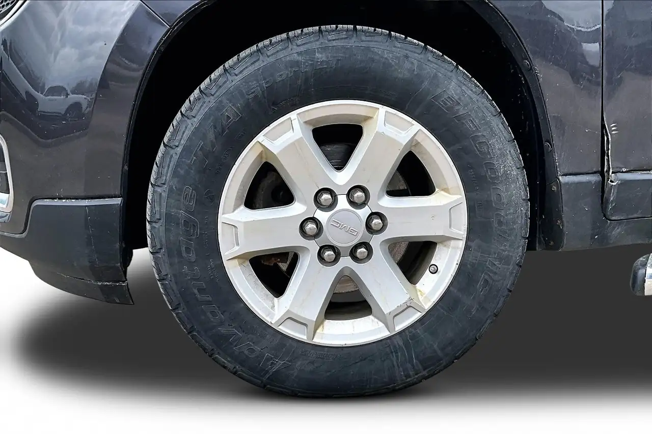 GMC Acadia снимка GMC Acadia