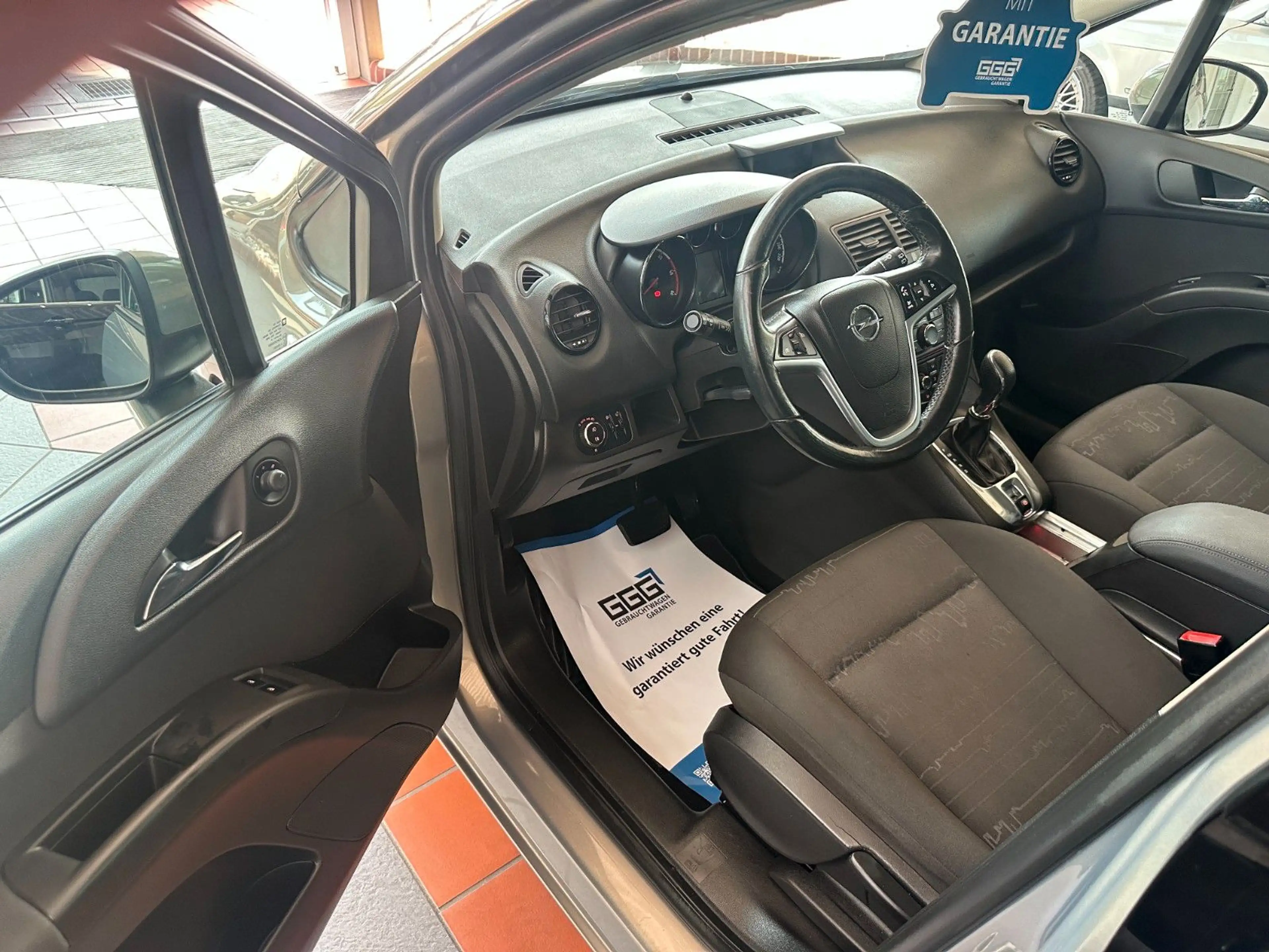 Opel Meriva B Design Edition * 2. HAND / LENKRAD-H. * — photo 5