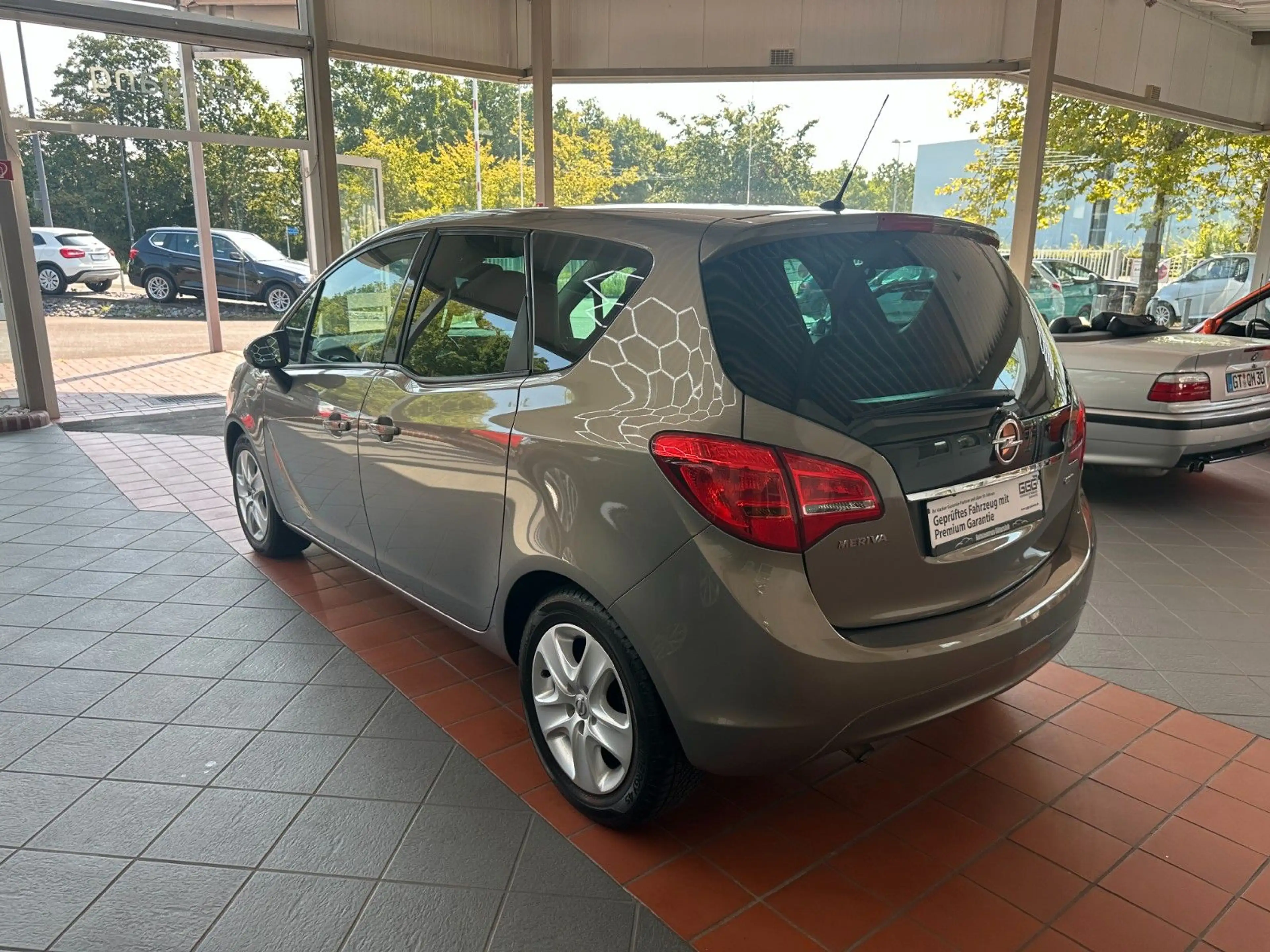 Opel Meriva B Design Edition * 2. HAND / LENKRAD-H. * — photo 4