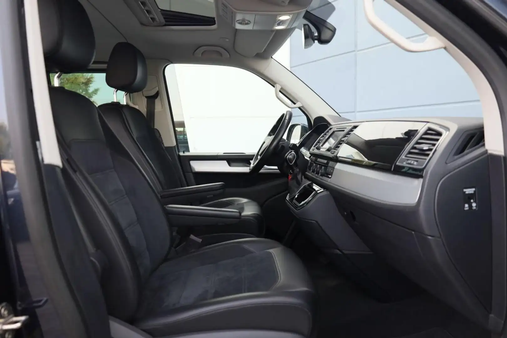 Volkswagen T6 Multivan VOLKSWAGEN Multivan 2.0 TDI DSG 4Motion Highline 4x4 7 posti - 1