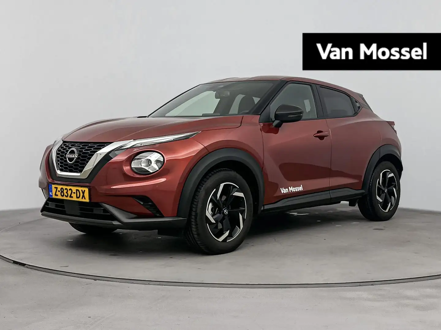 Nissan Juke 1.0 DIG-T N-Connecta | Carplay | Achteruitrijcamer Rosso - 1