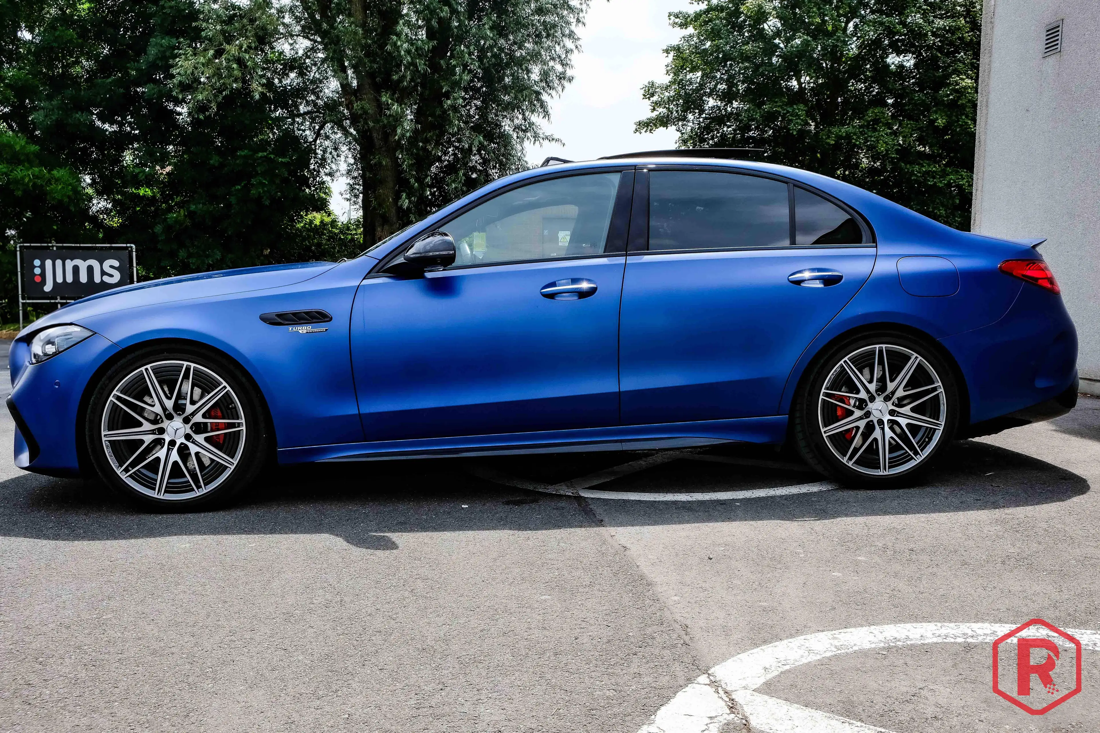 Mercedes-Benz C 63 AMG S E-Performance 4MATIC+ Pano Burmester Garantie — photo 4