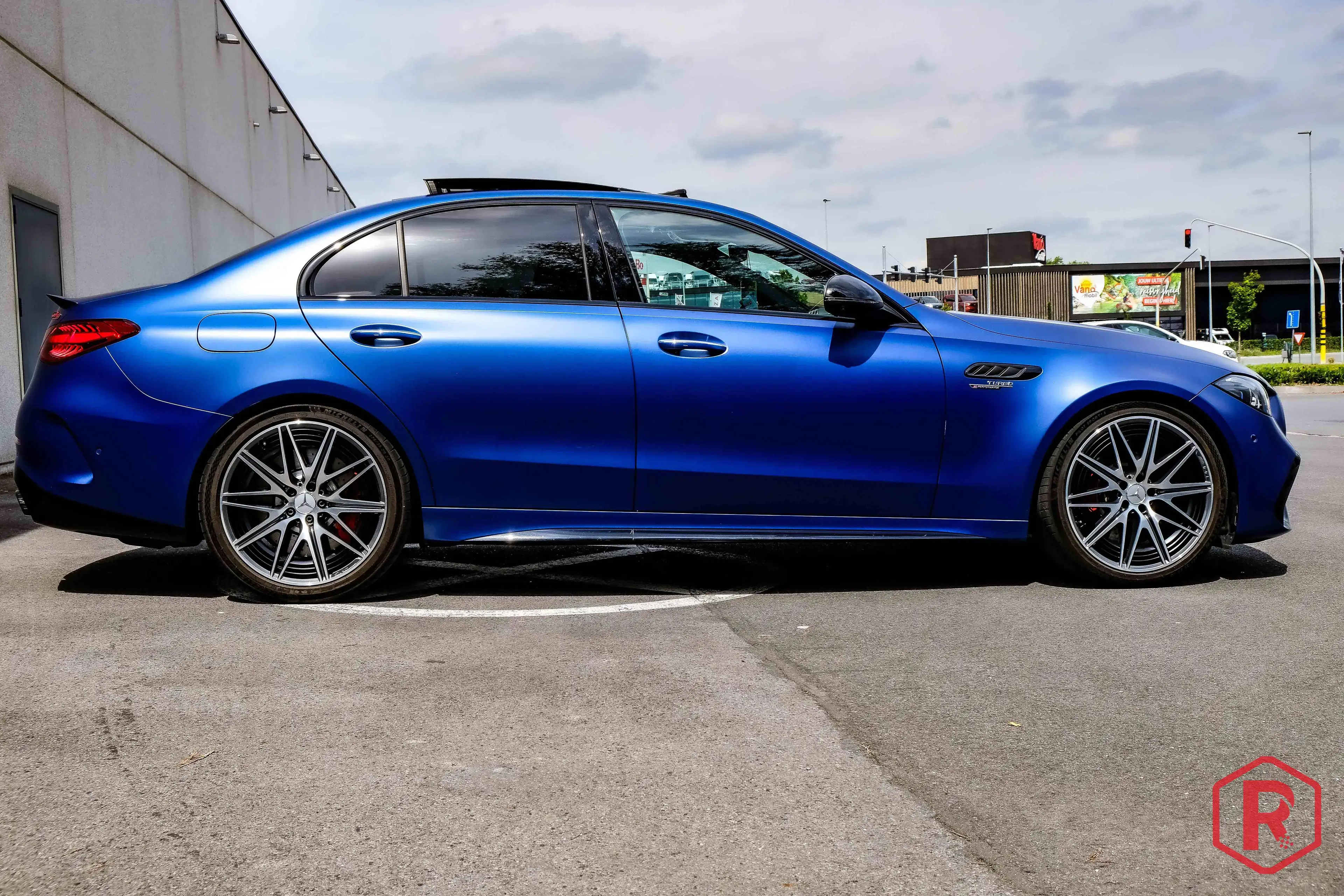 Mercedes-Benz C 63 AMG S E-Performance 4MATIC+ Pano Burmester Garantie — photo 8