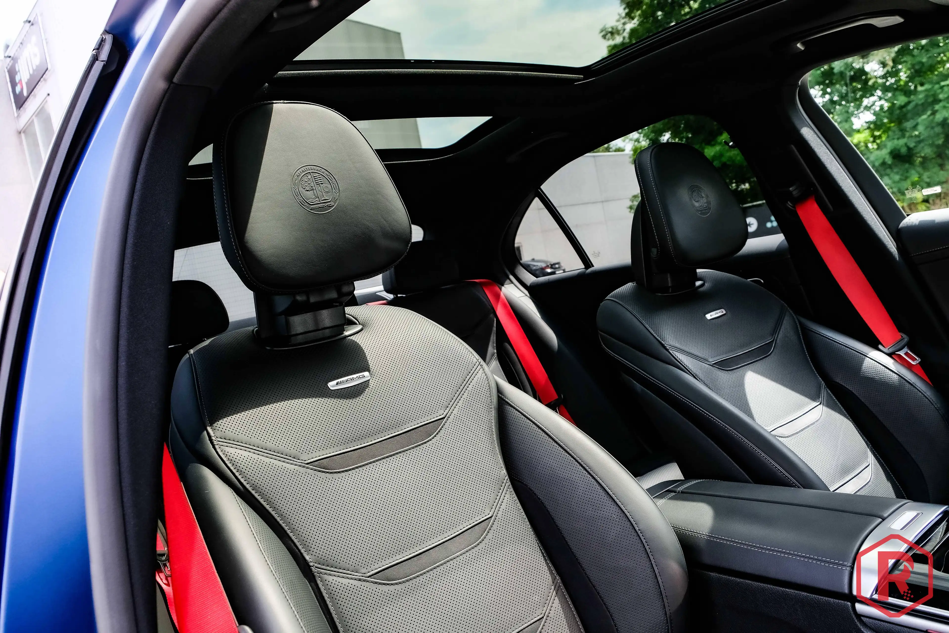 Mercedes-Benz C 63 AMG S E-Performance 4MATIC+ Pano Burmester Garantie — photo 9