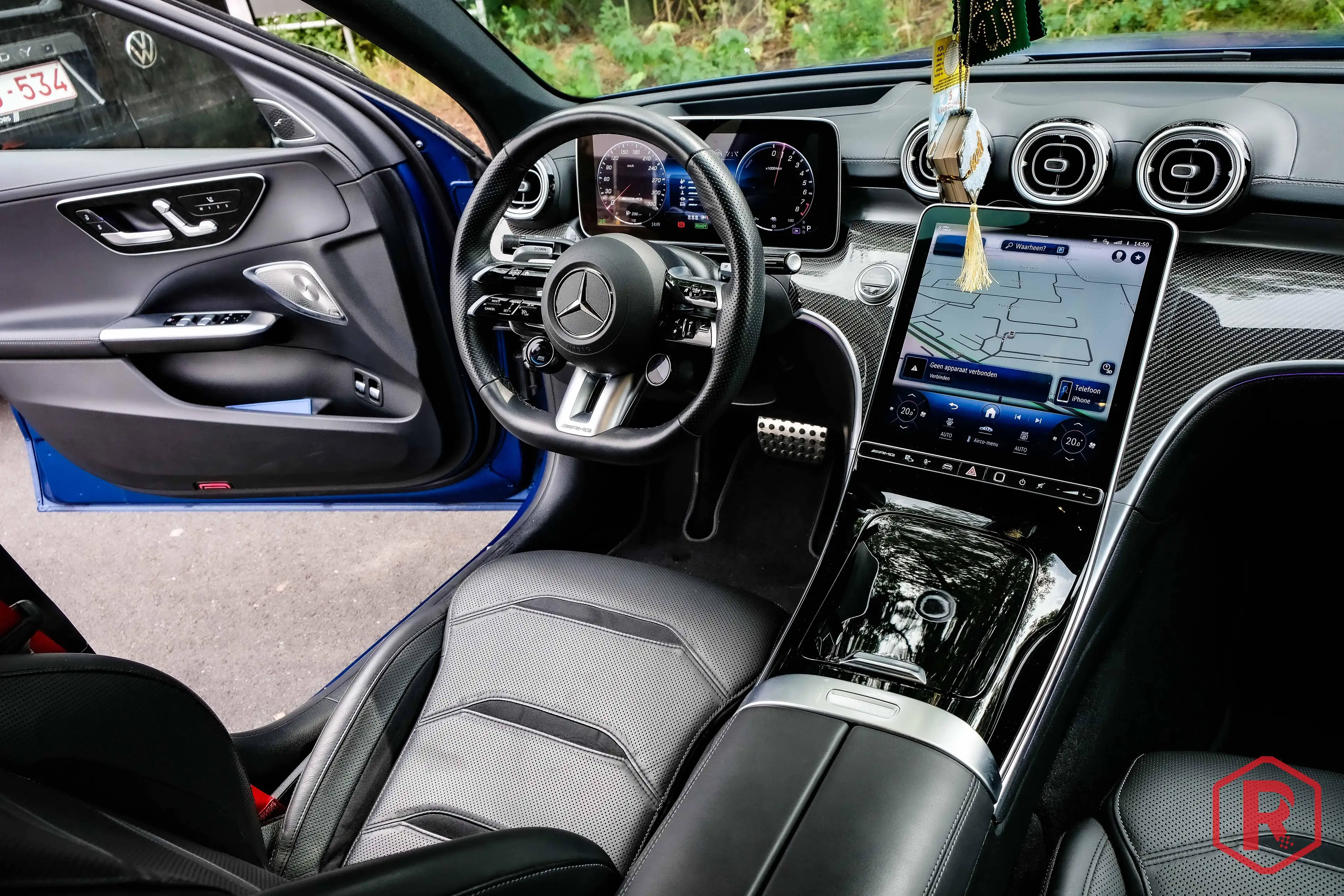 Mercedes-Benz C 63 AMG S E-Performance 4MATIC+ Pano Burmester Garantie — photo 12