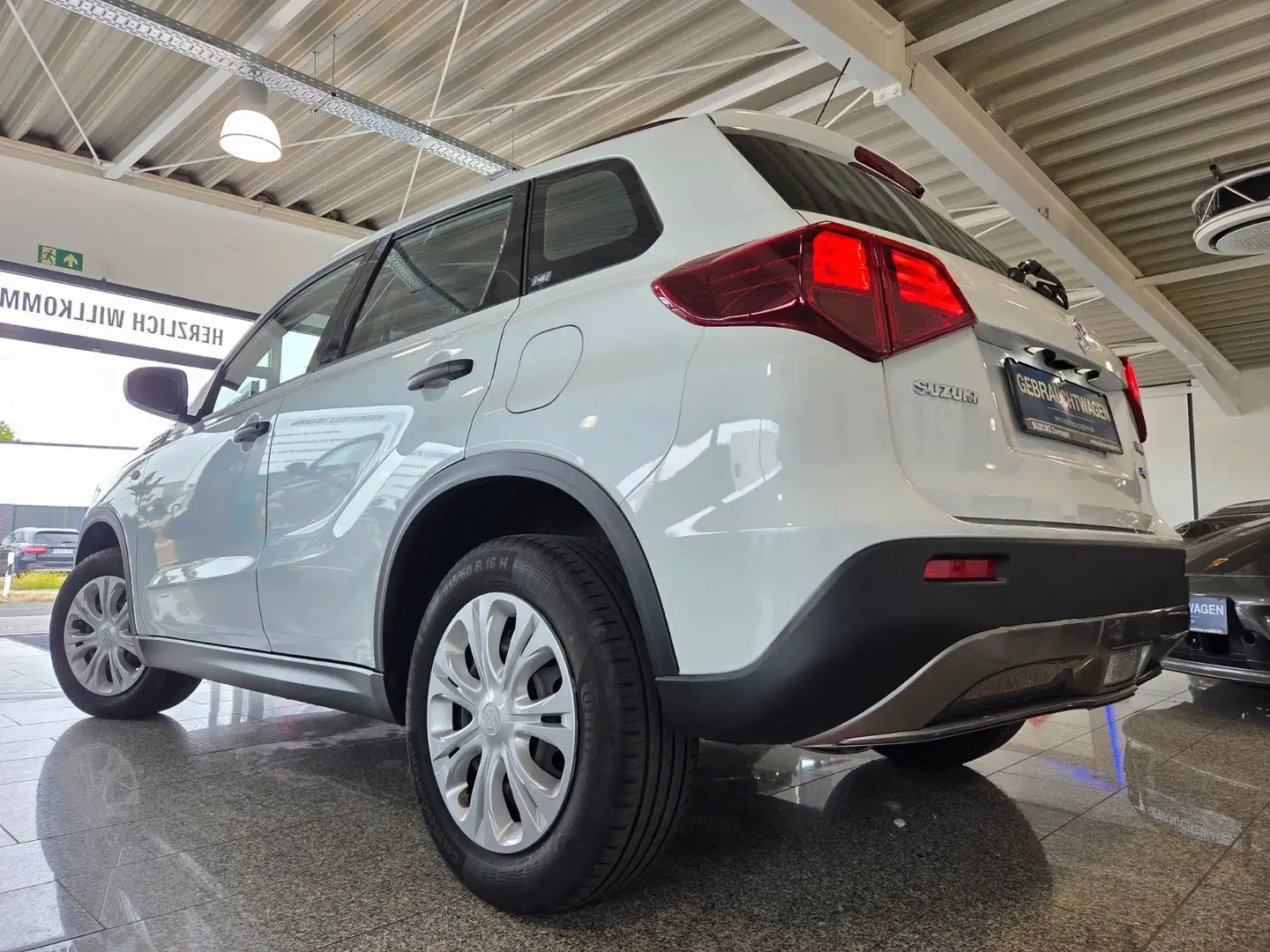 Suzuki Vitara 1.4 Mild-Hybrid Club 4x2 Blanc - 2