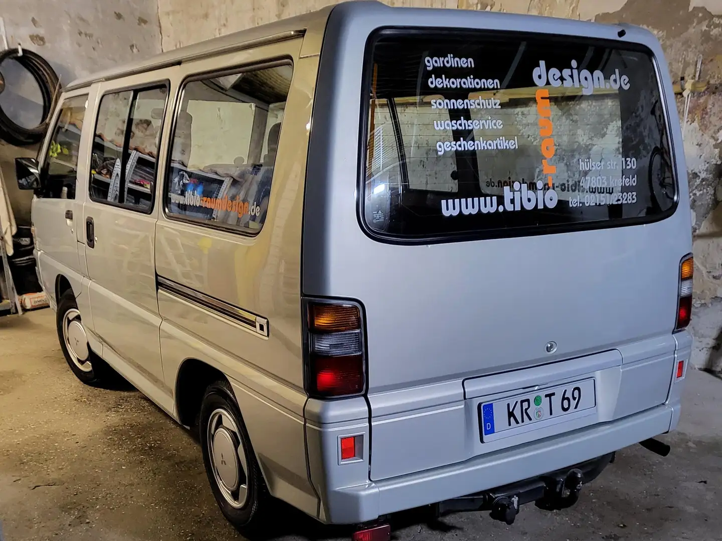 Mitsubishi L300 Silber - 2