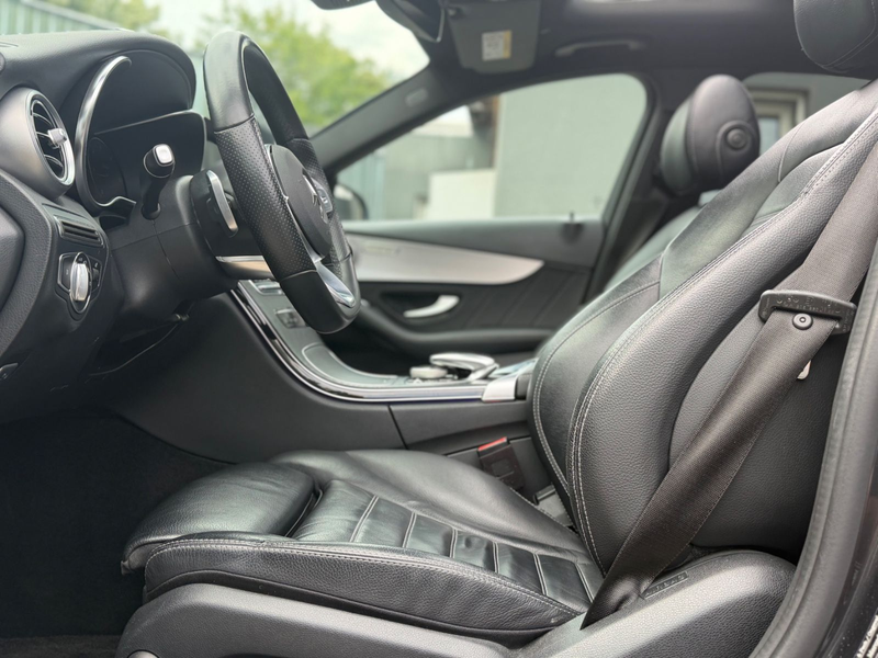 Mercedes-Benz C 200 d AMG/ Night/360°Kamera/Pano/Mulibeam/Ambie — photo 12