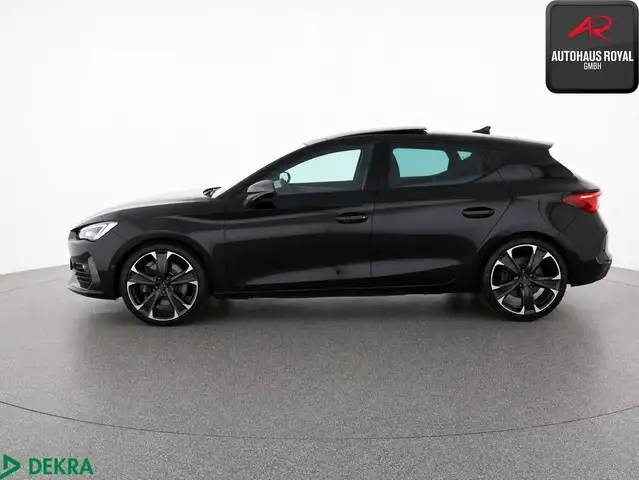 CUPRA Leon view 2