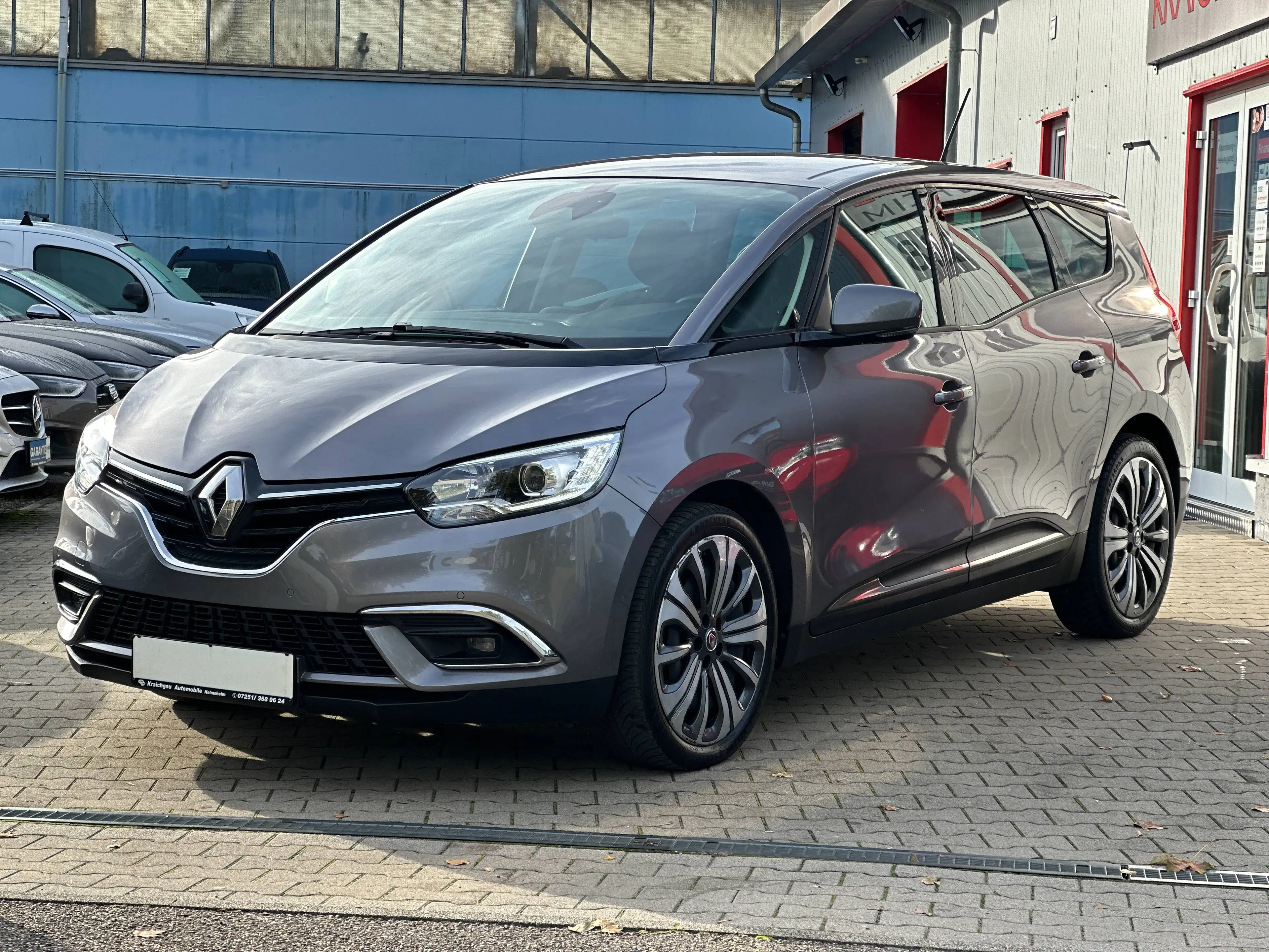 Renault Scenic 140 TCe*7-Sitze*Kamera*Navi*Klimaaut*Temp*Parkpilo
