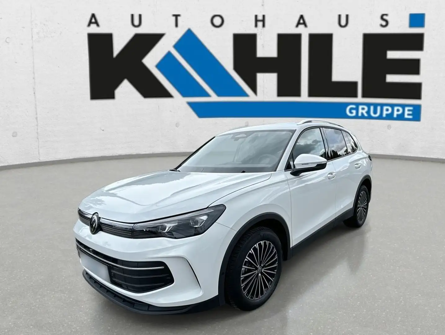 Volkswagen Tiguan Life 2.0 TDI DSG Navi AHK ACC RFK DAB+ Wit - 1