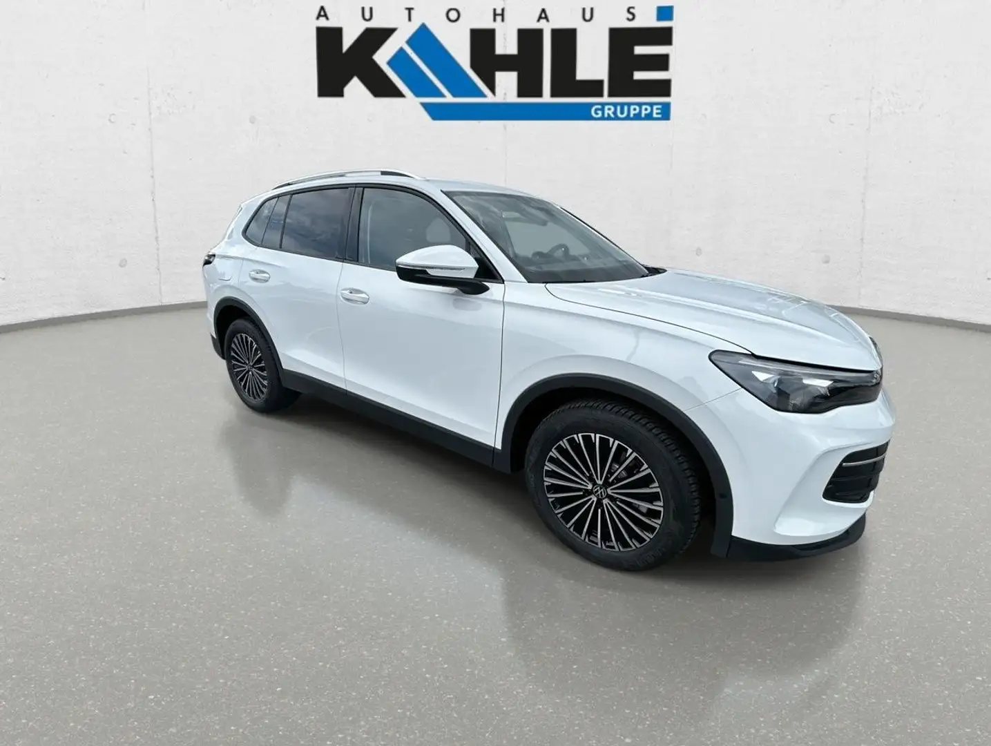 Volkswagen Tiguan Life 2.0 TDI DSG Navi AHK ACC RFK DAB+ Wit - 2