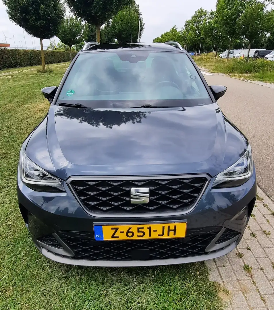 SEAT Arona 1.0 TSI Xperience Grijs - 1