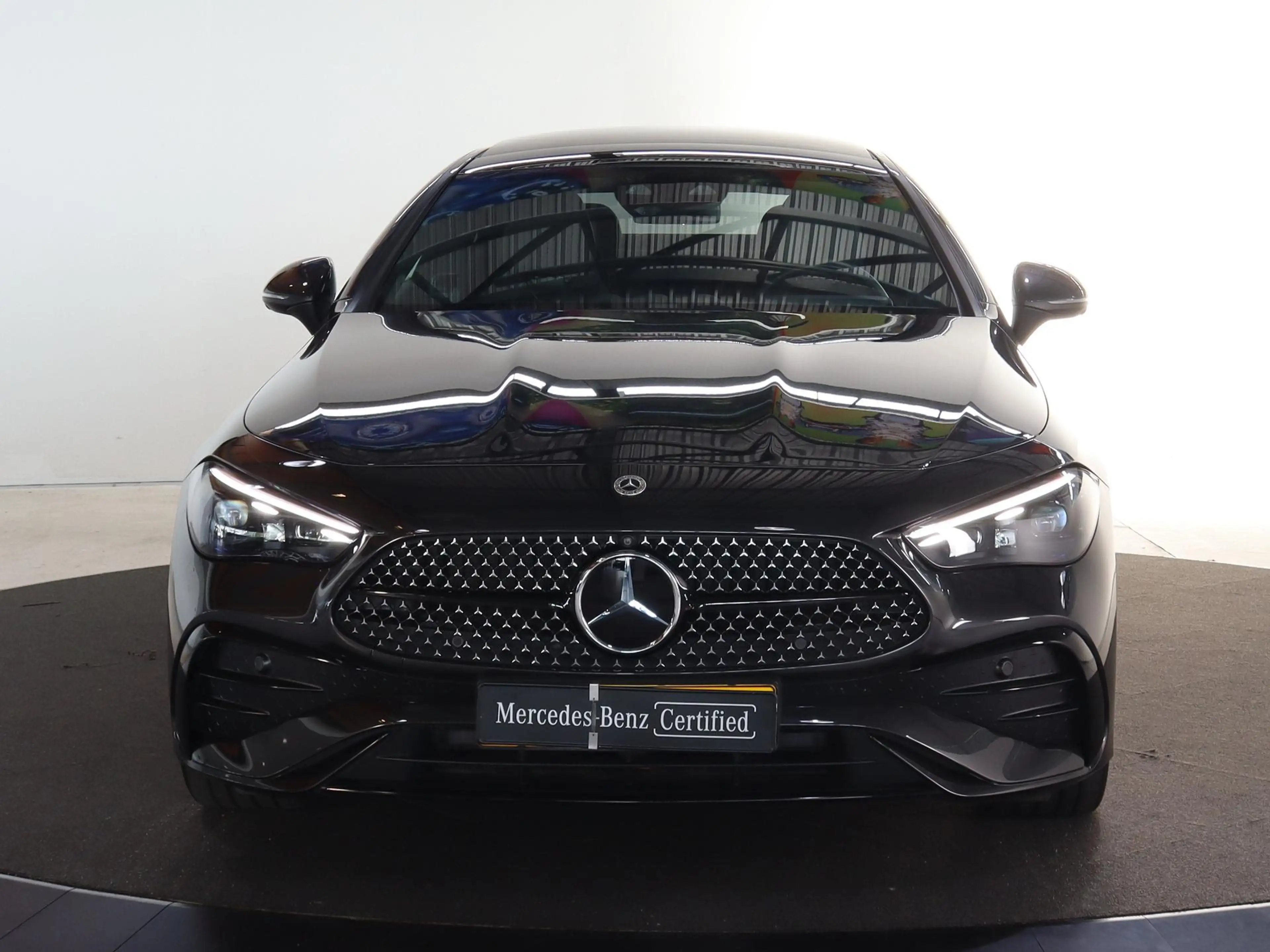 Mercedes-Benz CLE 200 Coupé AMG Line | Digital Light | Panoramadak | 20" — photo 3
