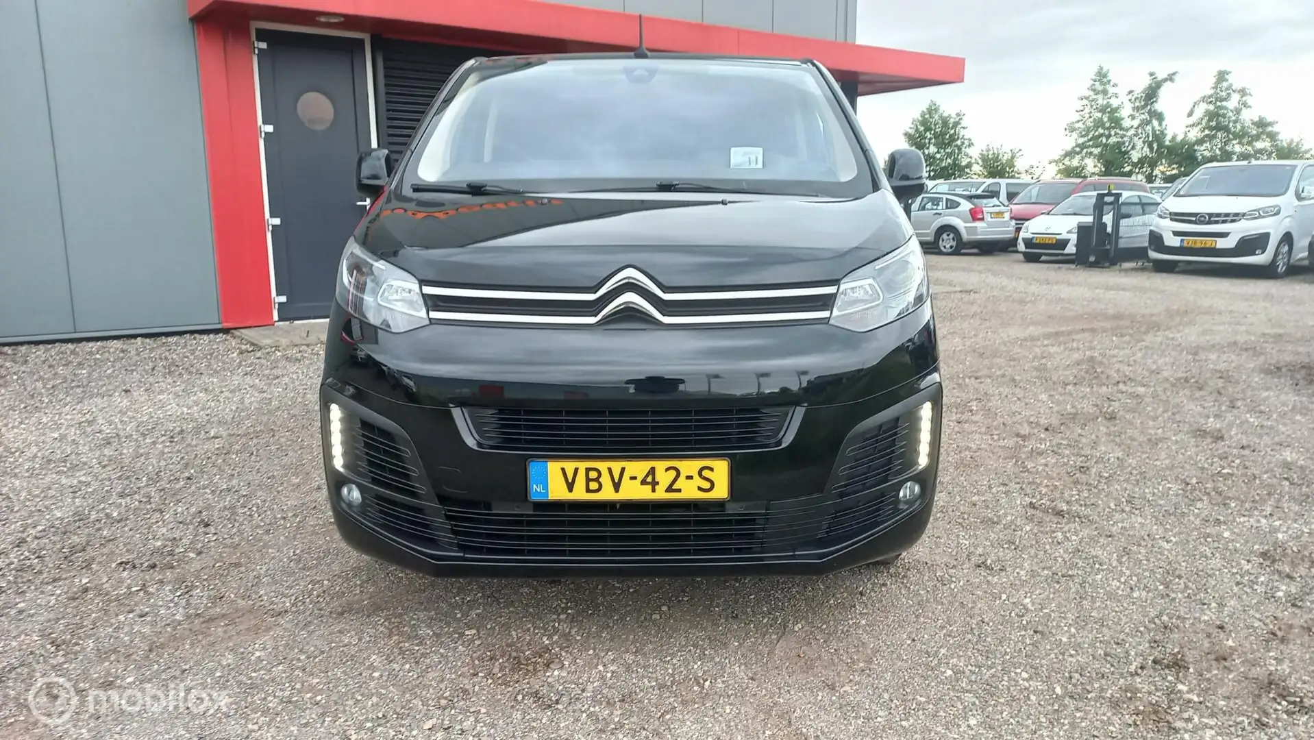 Citroen Jumpy bestel 2.0 BlueHDI 180 Business XL DC S&S Zwart - 2