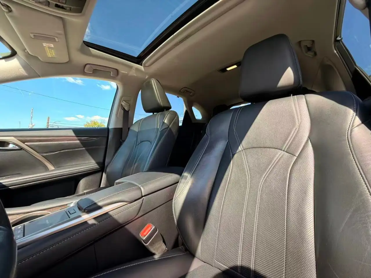 Lexus RX photo Lexus RX