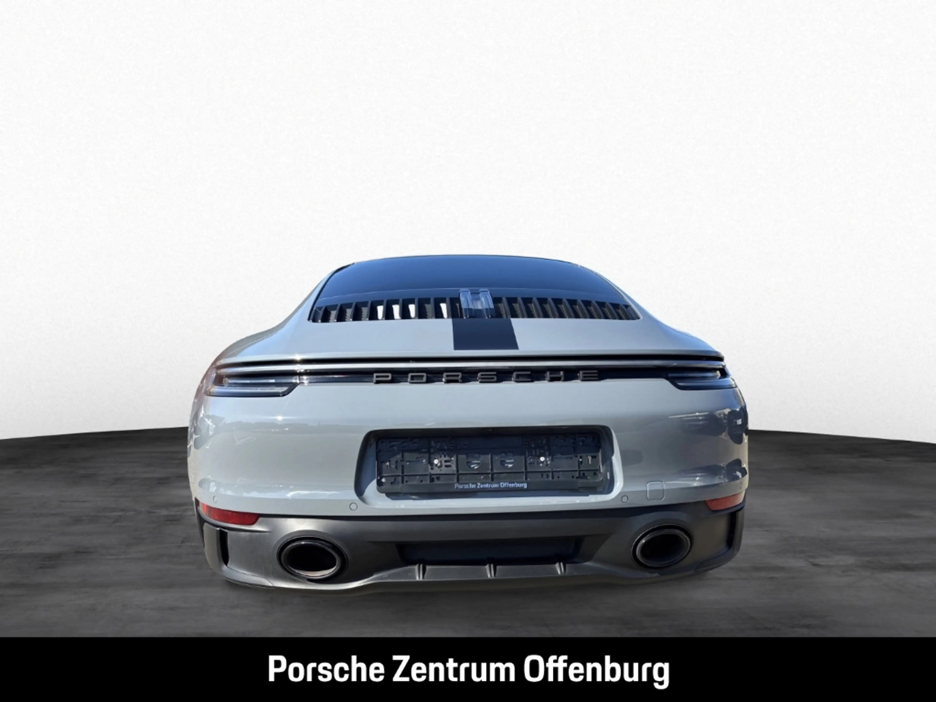 Porsche 992 (911) Carrera 4 GTS — photo 7