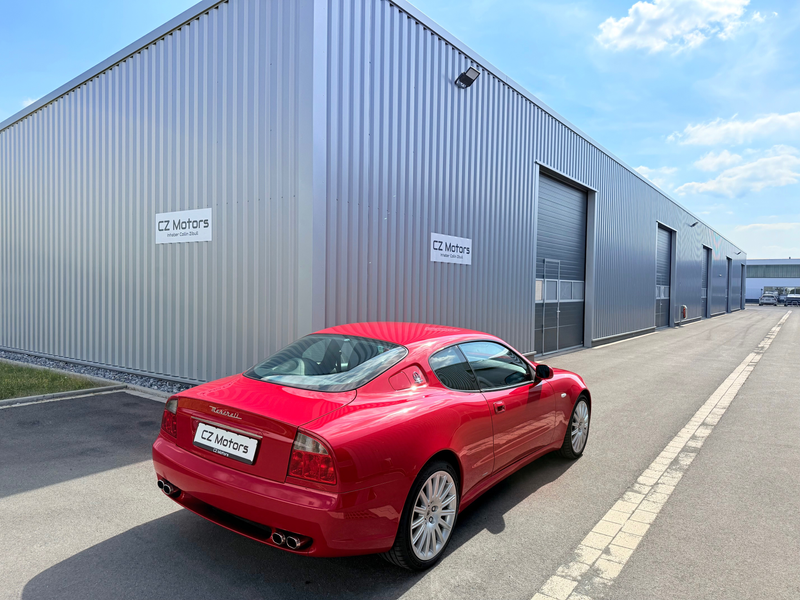 Maserati 4200 Maserati 4200 GT Coupe Cambiocorsa perfektes Scheckheft — photo 2