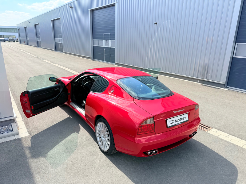Maserati 4200 Maserati 4200 GT Coupe Cambiocorsa perfektes Scheckheft — photo 11