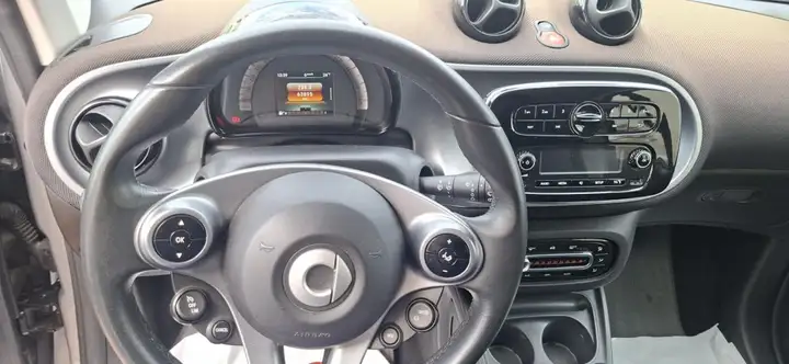smart Fortwo Coupé Perfect 2019, foto 14