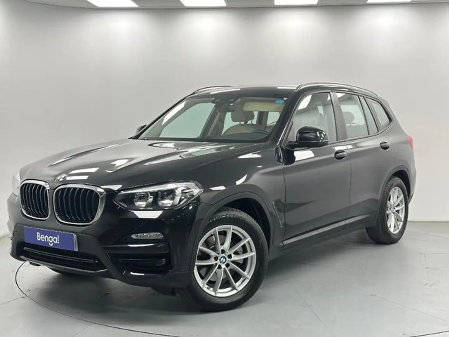 BMW X3 xDrive 20dA Zwart - 1