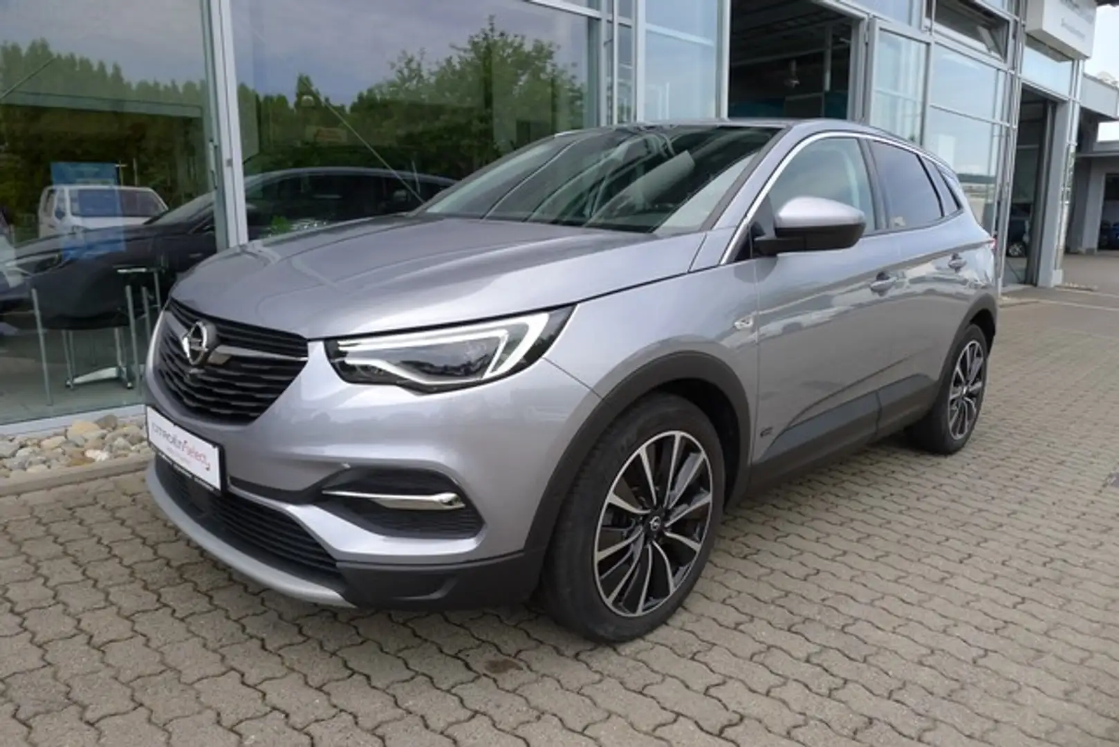 Opel Grandland X Plug-in-Hybrid4 Allrad 1.6 S&S Aut Ultimate, AHK Grau - 1