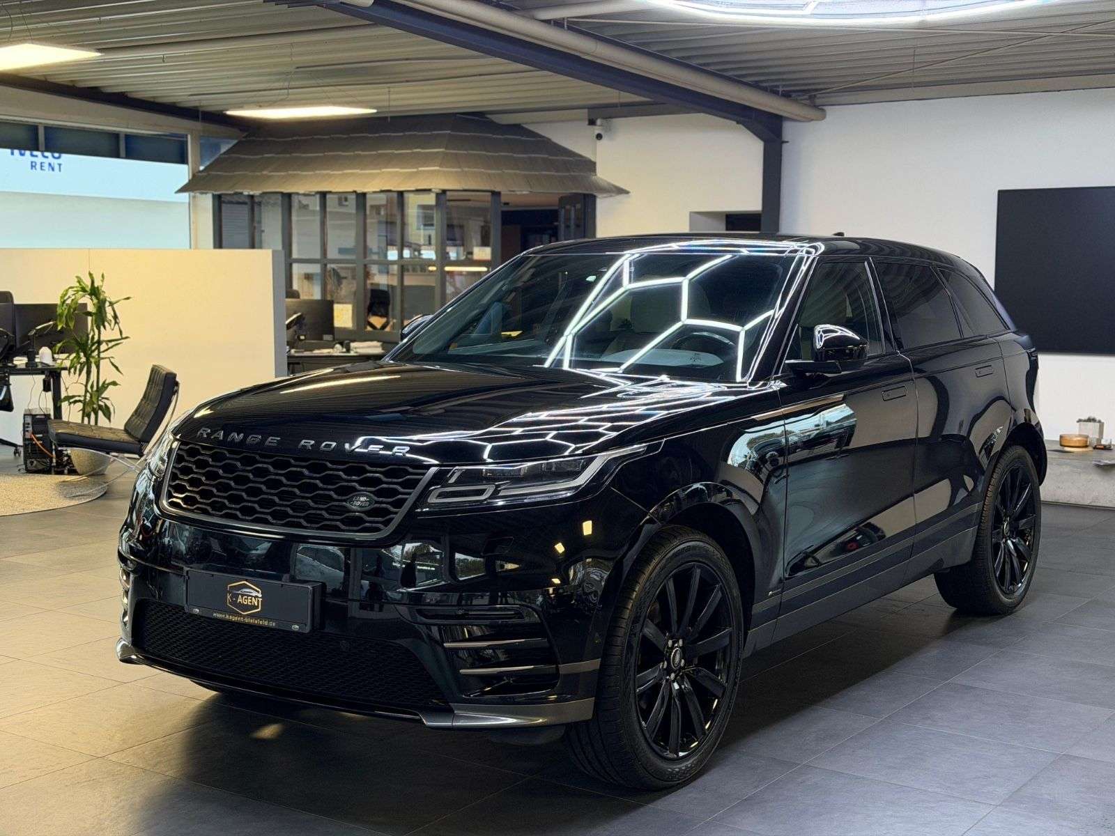 Second hand Land Rover Range Rover Velar 2.0