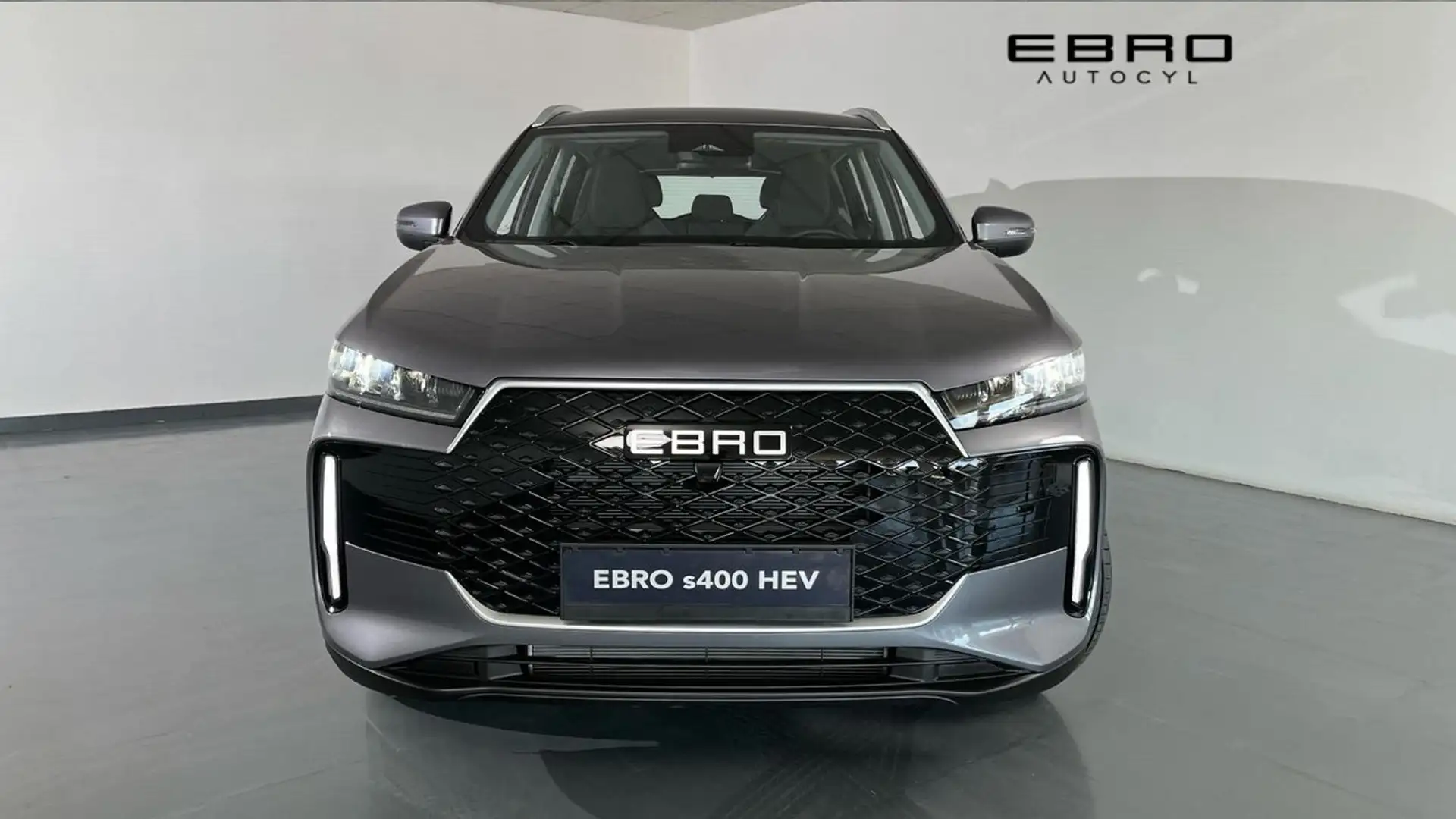 Ebro 1.5 DHE HEV Premium CVT Gris - 2