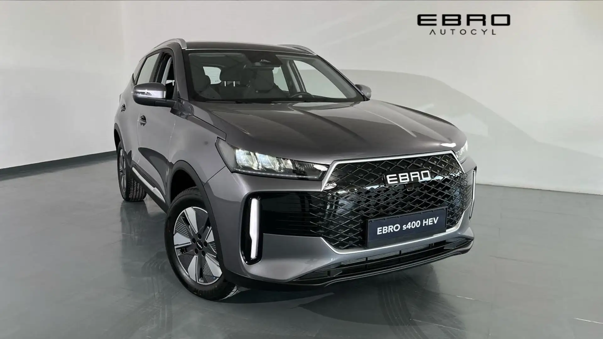 Ebro 1.5 DHE HEV Premium CVT Gris - 1