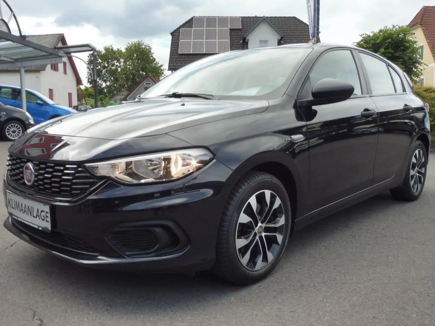 Fiat Tipo Tipo 1,4 95 Pop Pop Schwarz - 1