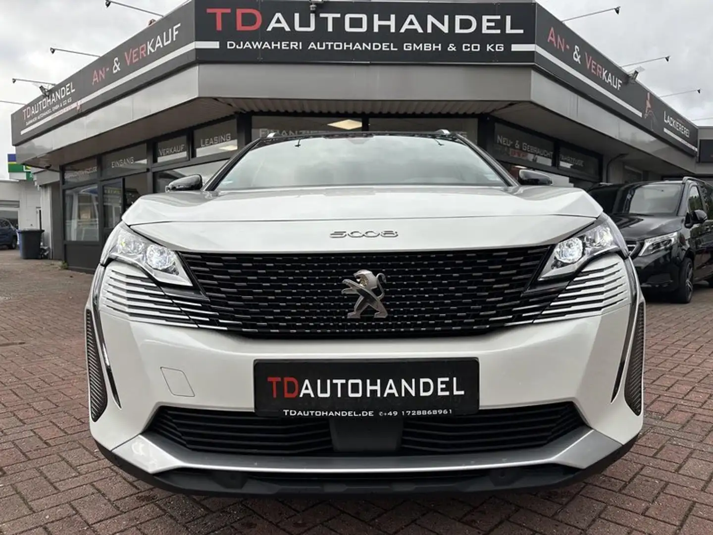 Peugeot 5008 GT LED ACC 180°Kamera 7 Sitze Navi SH Blanc - 2