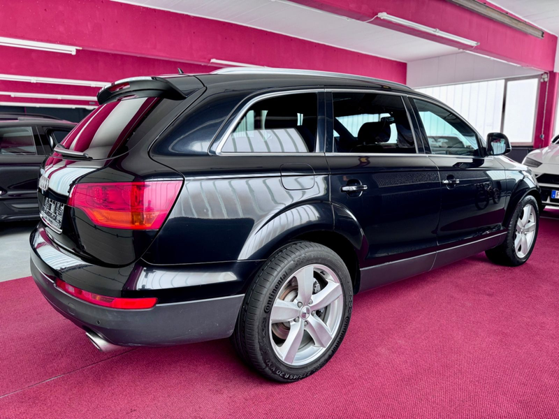 Audi Q7 4.2 V8TDI S line Pano AHK 7 Sitze Luft MMi — photo 7
