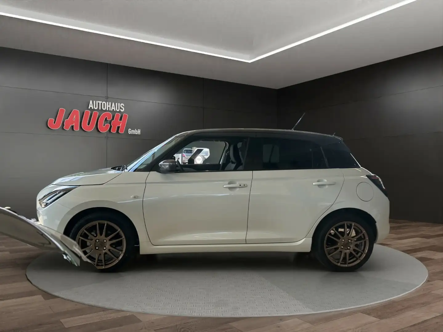 Suzuki Swift 1.2 Comfort Hybrid Weiß - 2
