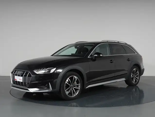 Audi A4 allroad 40 2.0 tdi mhev Identity Contrast quattro 204cv