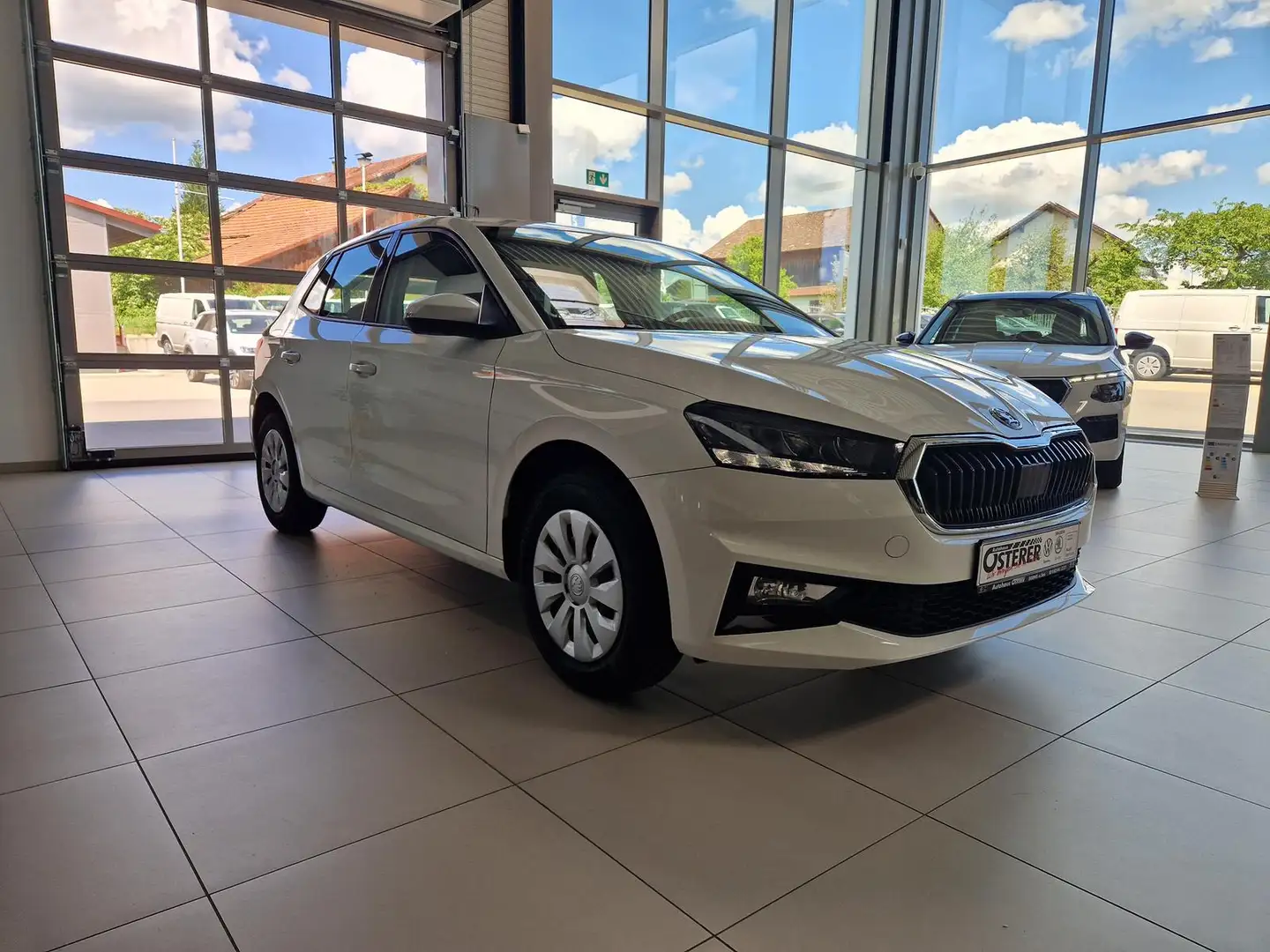 Skoda Fabia 1.0 TSI Ambition 4 Jahre Garantie Rückfahrkamera S Blanco - 2
