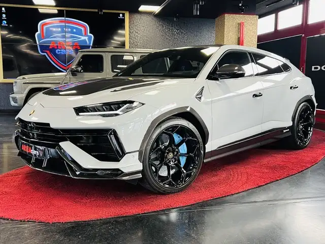 Lamborghini Urus Performante AKRVIC CARBON HAUBE/DACH B&O 23" PPF