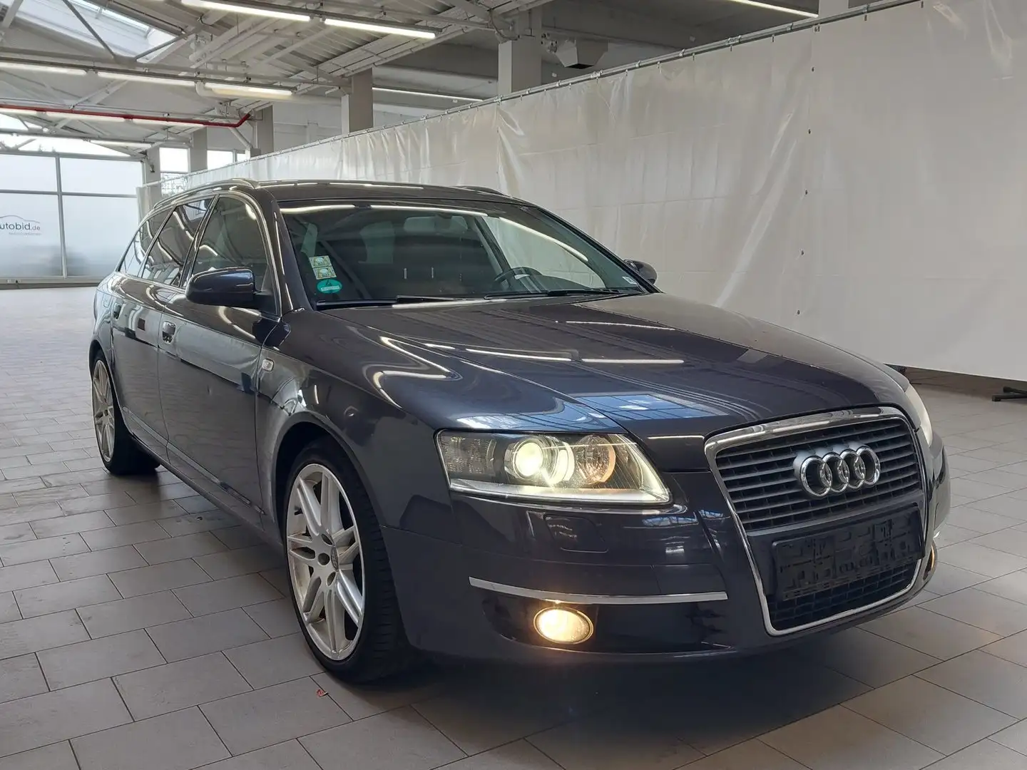 Audi A6 Avant 2.7 TDI DPF-Leder-NAVI-6 Gang-etc. Gris - 2