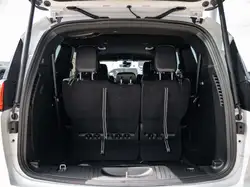 Chrysler Grand Caravan 2027 — фото 9