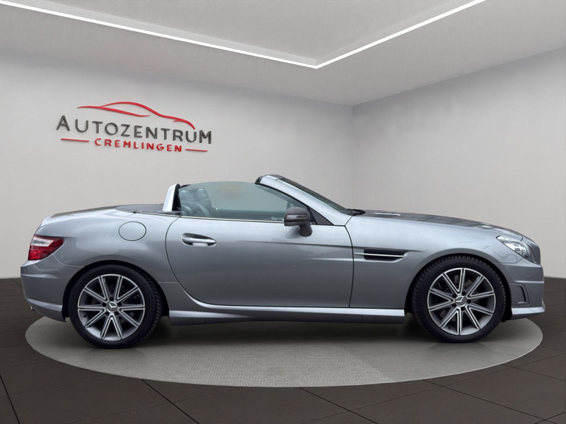 Mercedes-Benz SLK 250 CDI AMG Line NAVI LEDER HK PANO AIRSCARF — photo 4