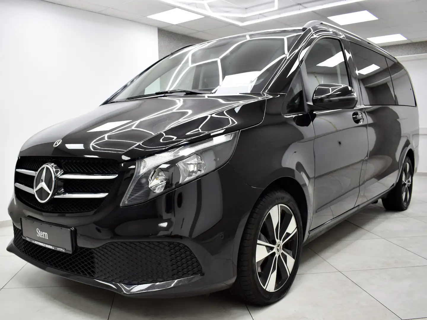 Mercedes-Benz V 250 d Lang 9G Edition Night Sport DTR Rcam MBUX Negro - 2