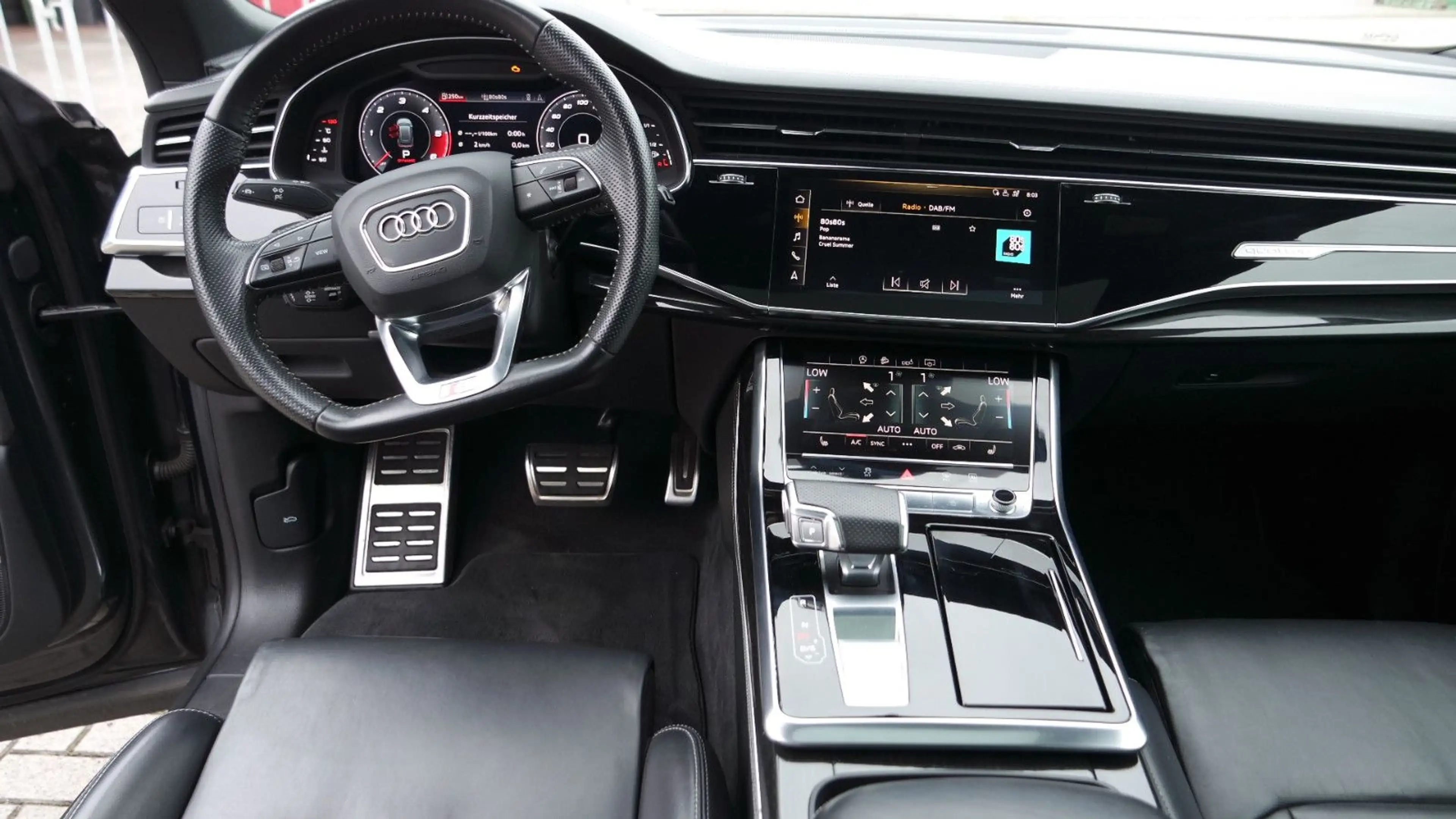Audi SQ8 4.0 TDI quattro — photo 6