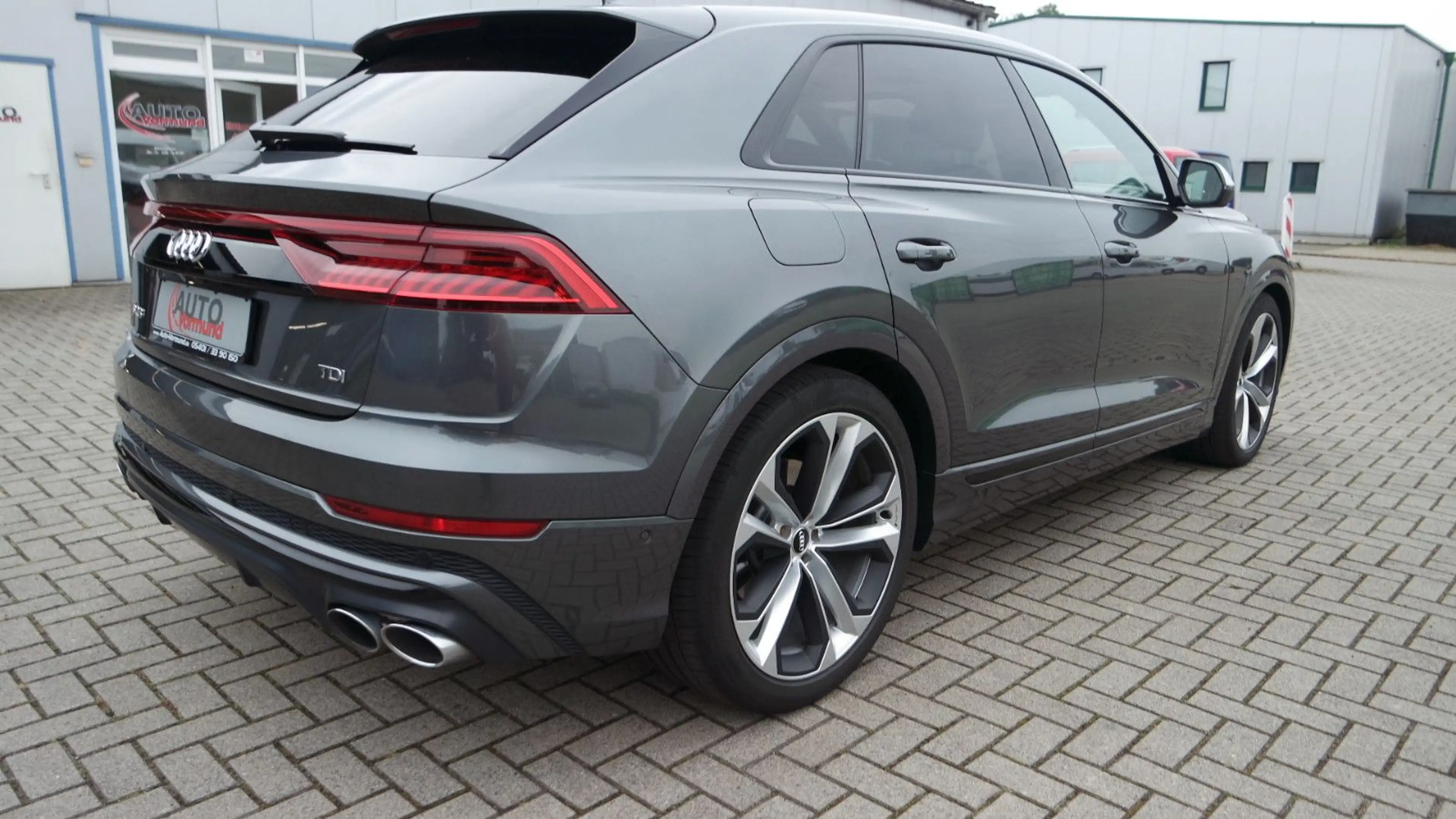 Audi SQ8 4.0 TDI quattro — photo 3