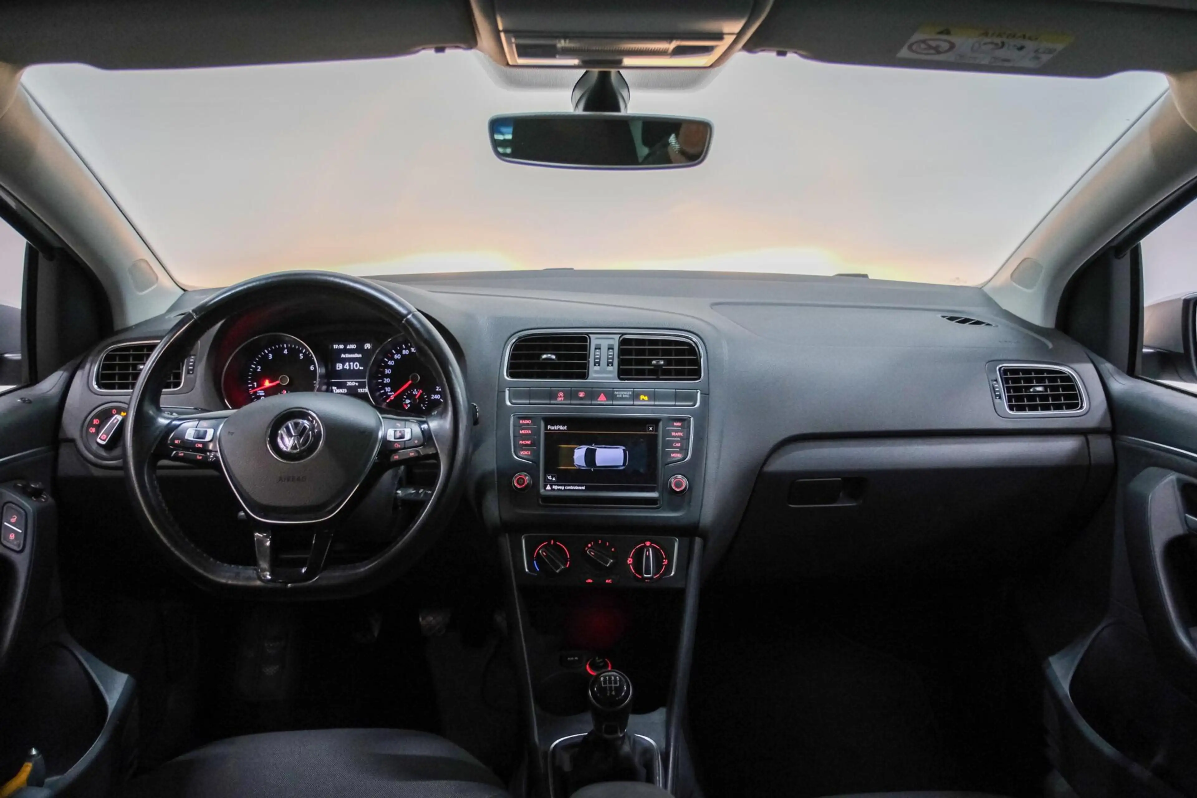 Volkswagen Polo 1.2 TSI | Carplay | Cruise | 100% onderhoud — photo 11