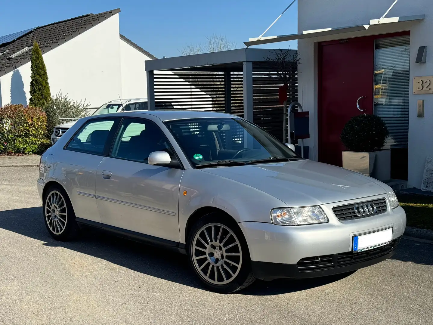 Audi A3 1.6 Sport, TÜV & Service NEU! Sportfahrwerk Ezüst - 1