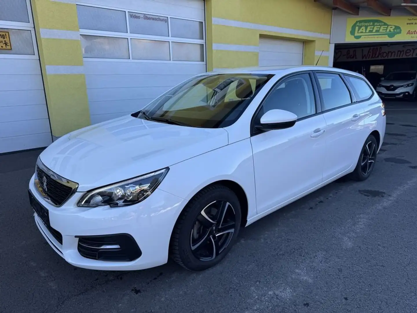 Peugeot 308 SW Active - 1.5HDI nur 55000km TOP !! Weiß - 1